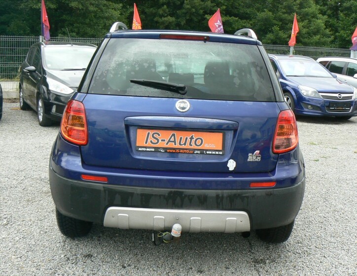 Fiat Sedici 6