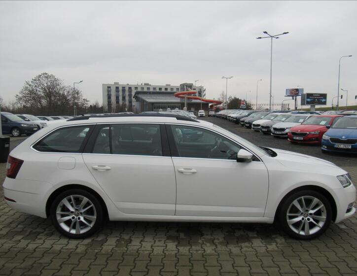 Škoda Octavia 8