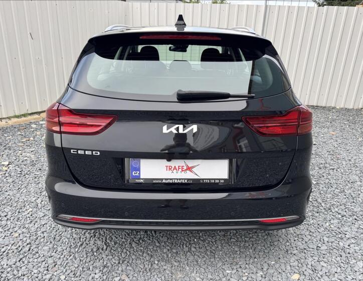 KIA Ceed 11