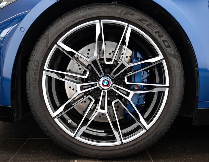 BMW M4 19