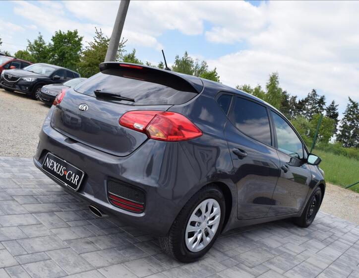 KIA Ceed 5
