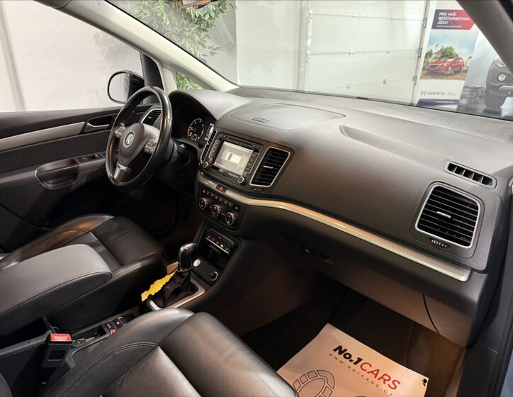 Volkswagen Sharan 17