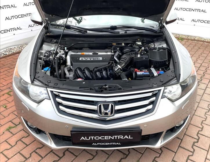Honda Accord 8