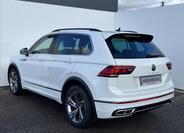 Volkswagen Tiguan 9