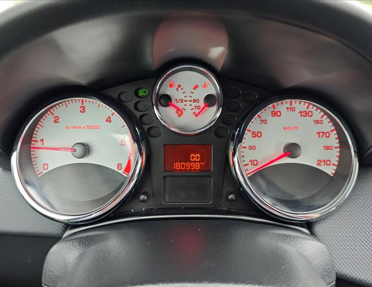 Peugeot 207 18