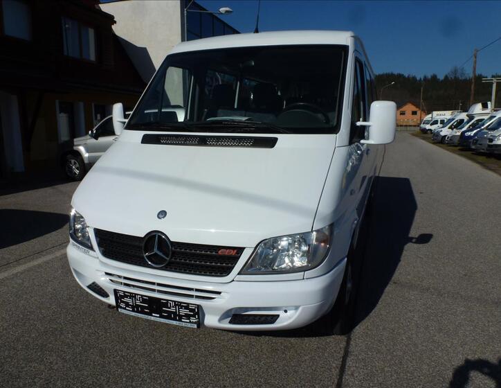 Mercedes-Benz Sprinter 3