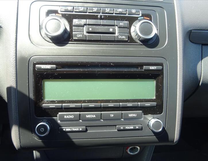 Volkswagen Touran 23