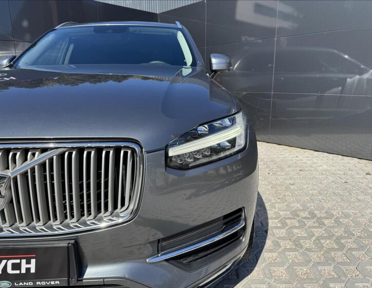 Volvo XC90 21