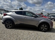 Toyota C-HR 4