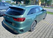 KIA Ceed 4