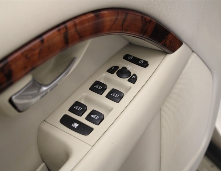 Volvo S80 15
