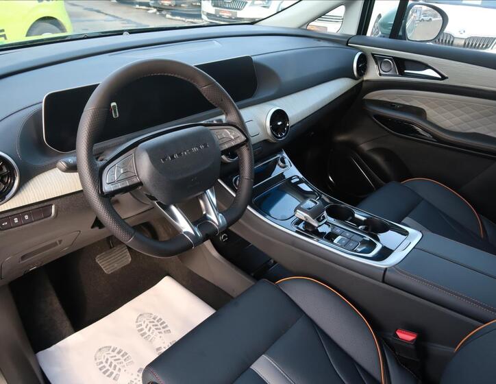 Dongfeng U-Tour 9