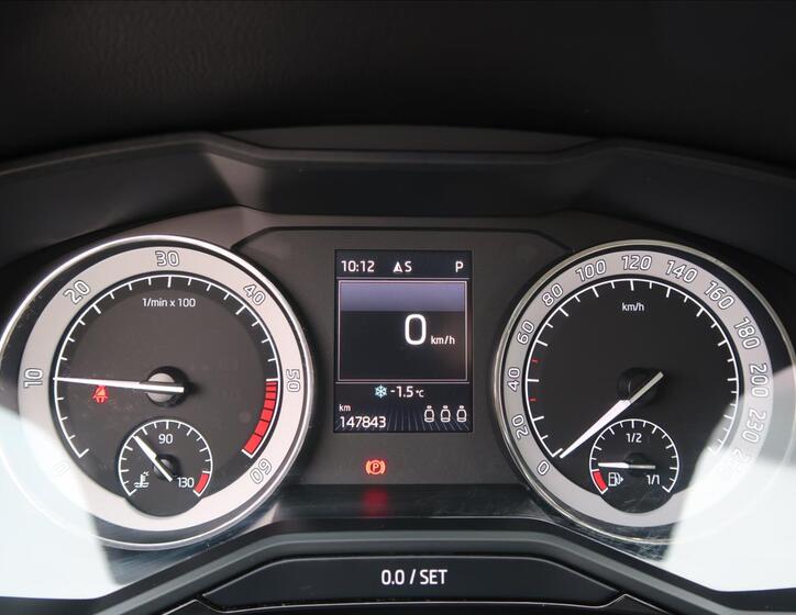 Škoda Superb 11