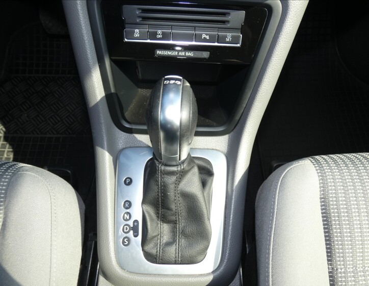 Seat Alhambra 8