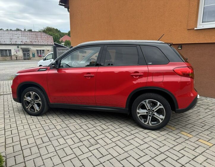 Suzuki Vitara 6