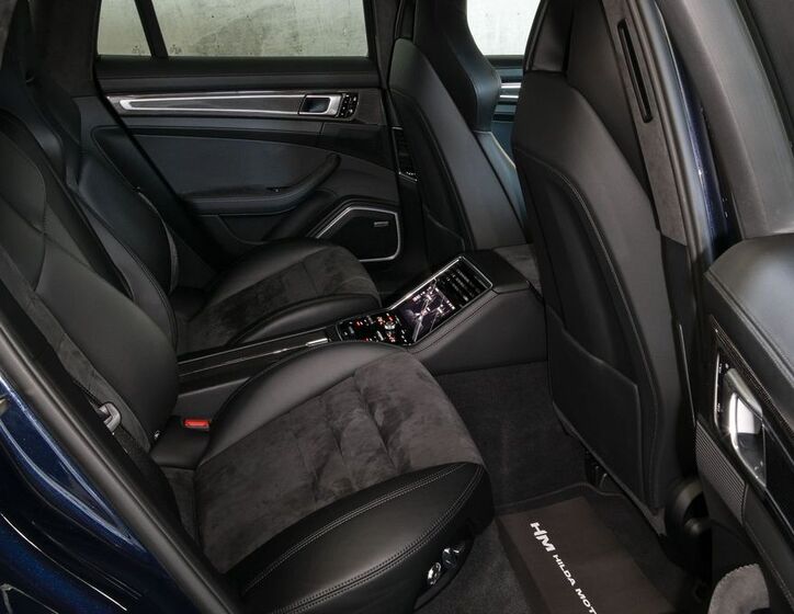 Porsche Panamera 16