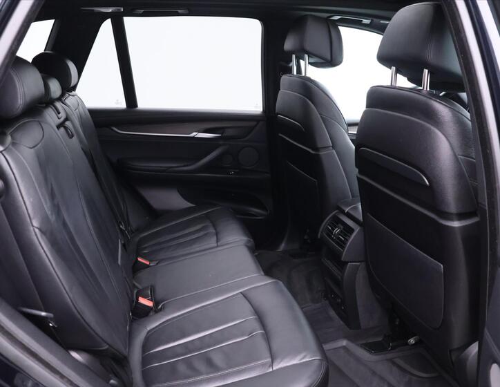 BMW X5 16