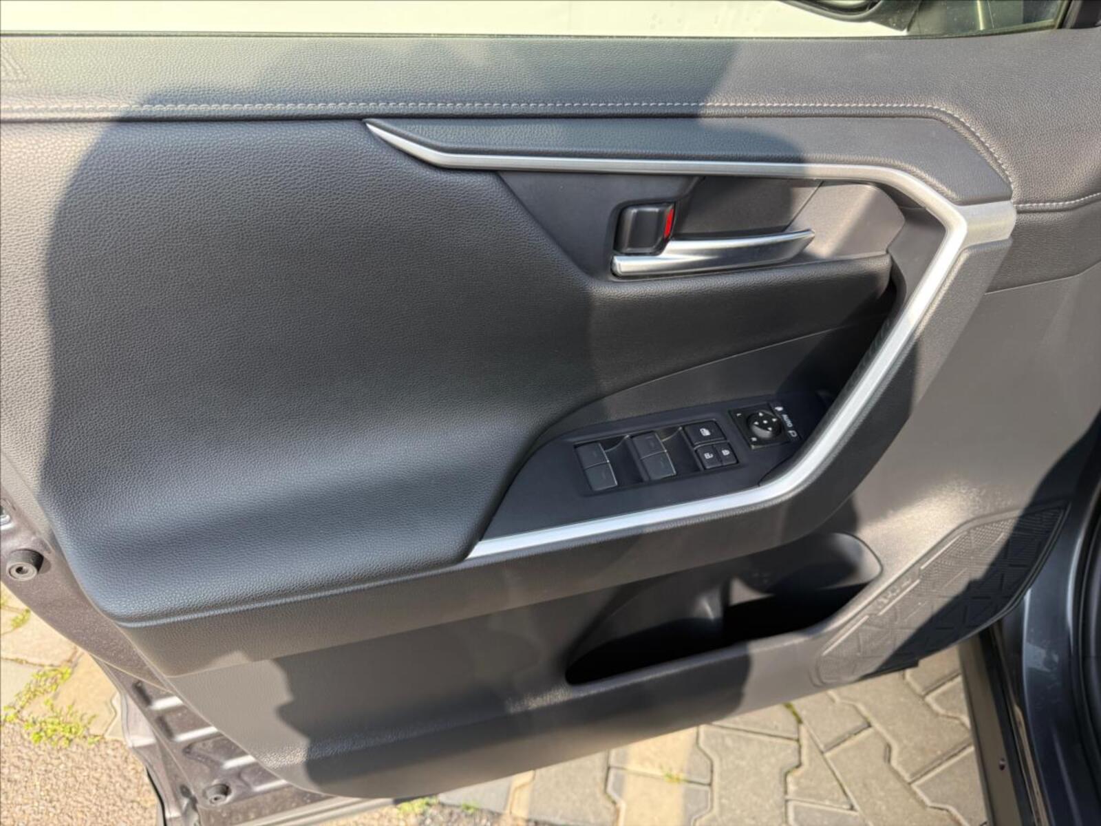 Toyota RAV4 18