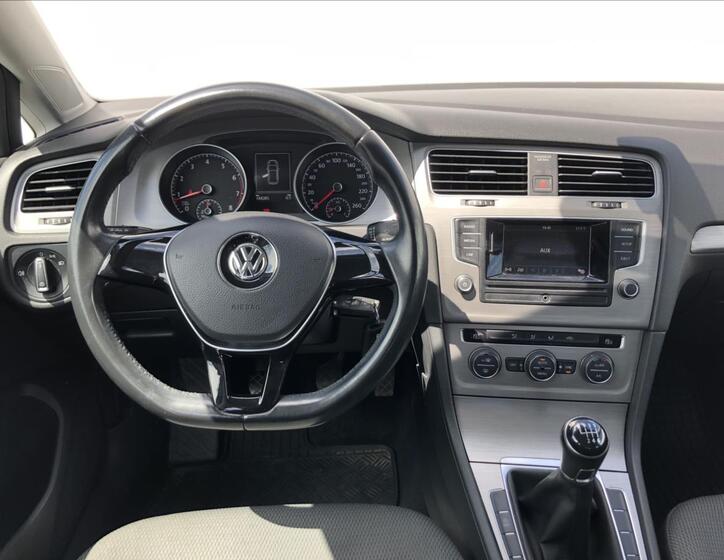 Volkswagen Golf 14