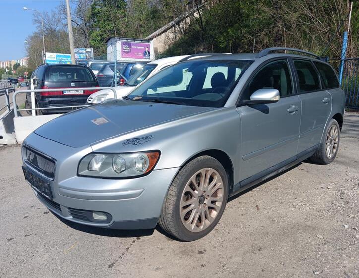 Volvo V50 4