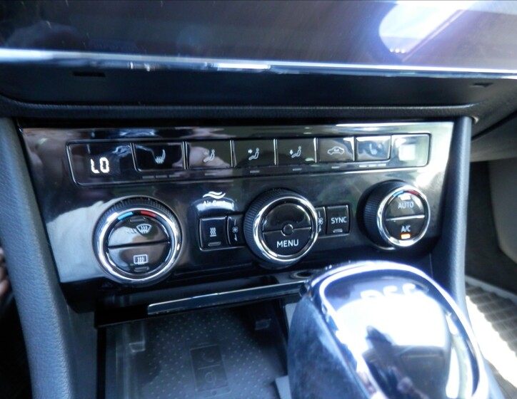Škoda Superb 13