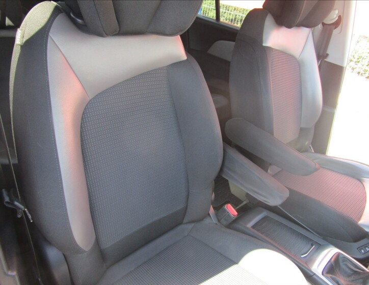 Citroën Grand C4 Picasso 22