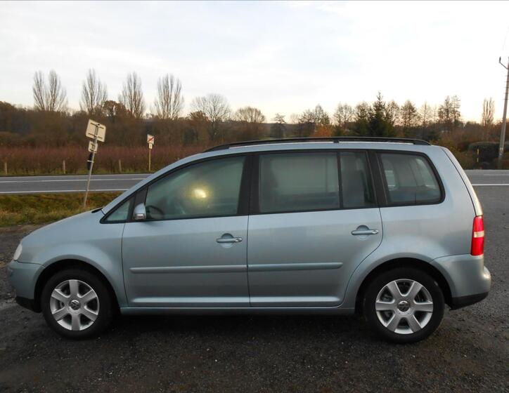 Volkswagen Touran 6