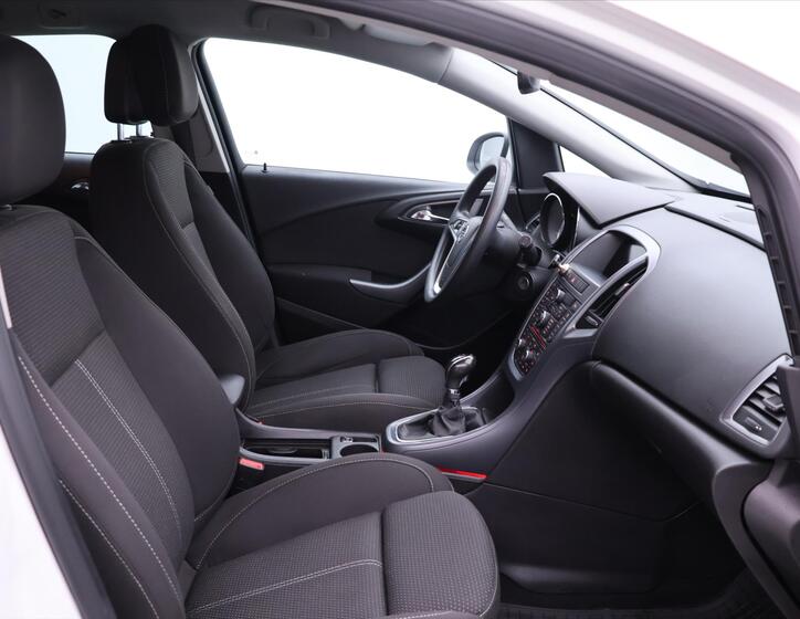 Opel Astra 13