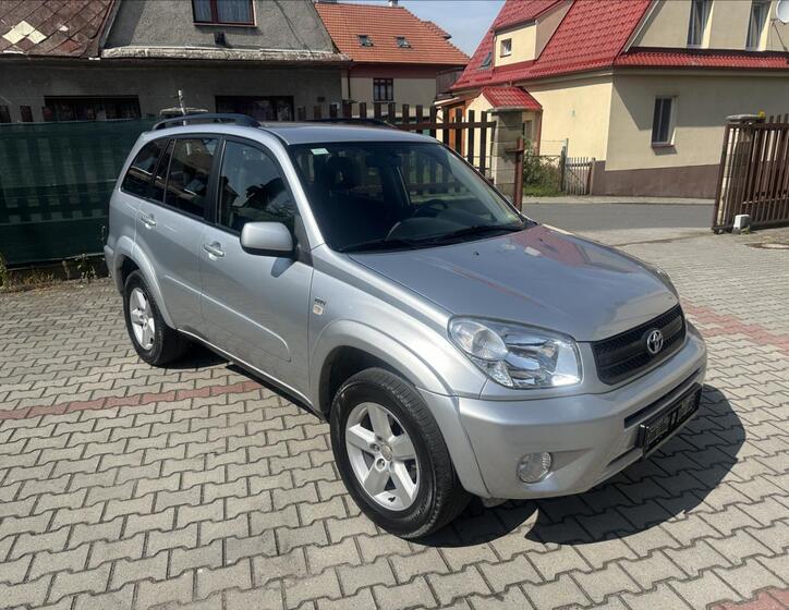 Toyota RAV4 1