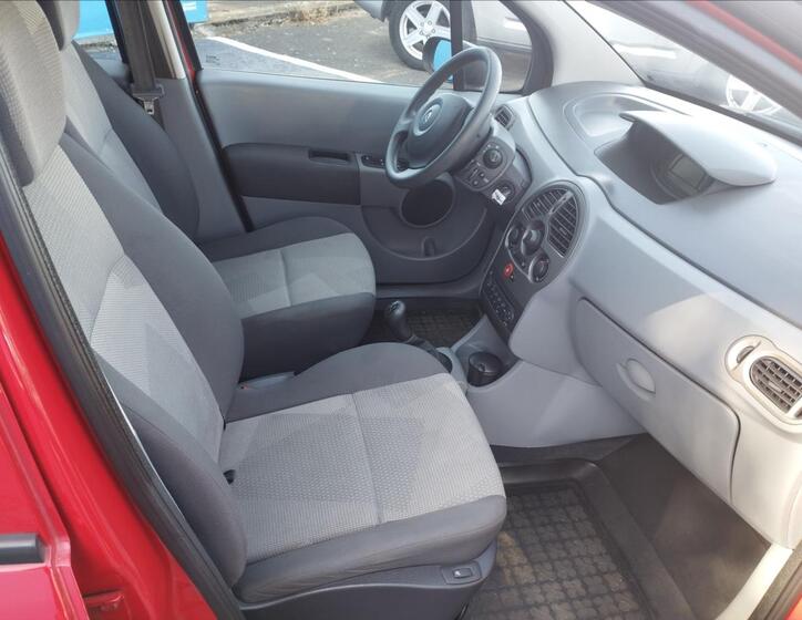 Renault Modus 8