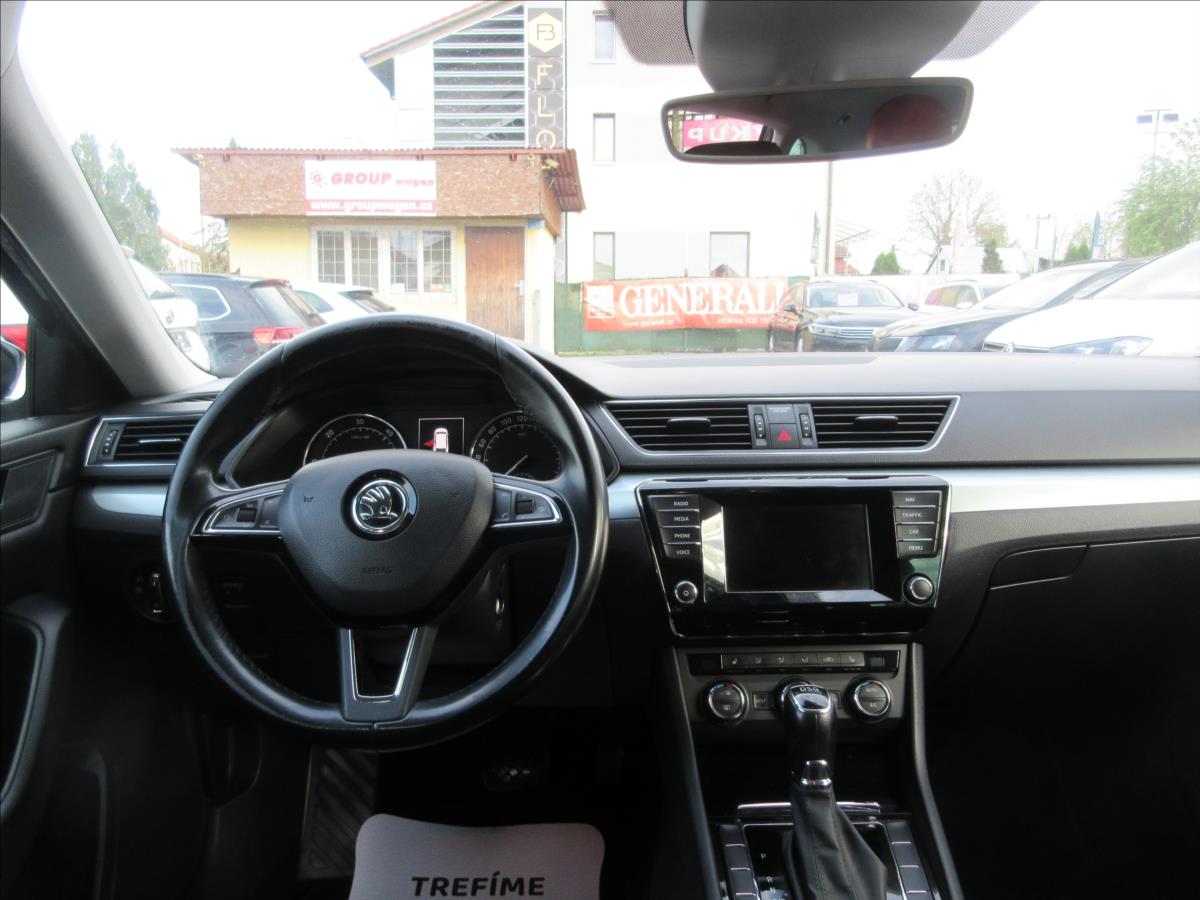 Škoda Superb