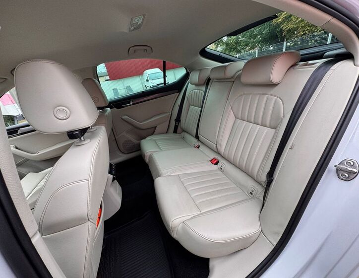 Škoda Superb 13
