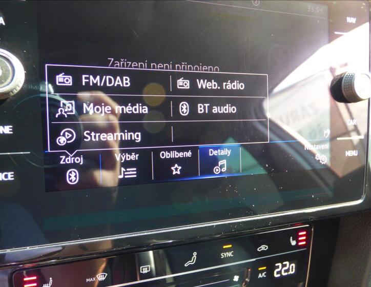 Volkswagen Passat 25