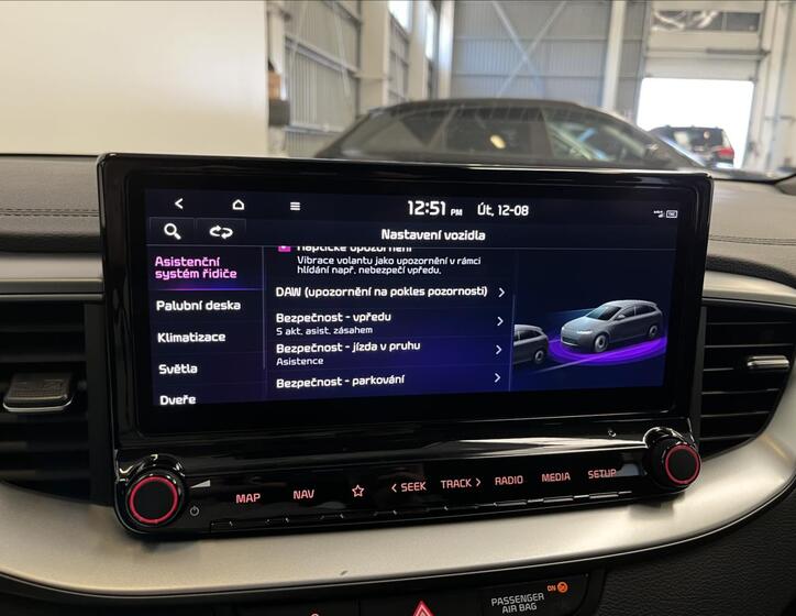 KIA Ceed 8
