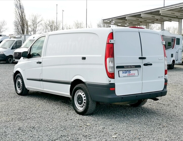 Mercedes-Benz Vito 4