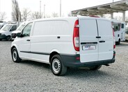 Mercedes-Benz Vito 4