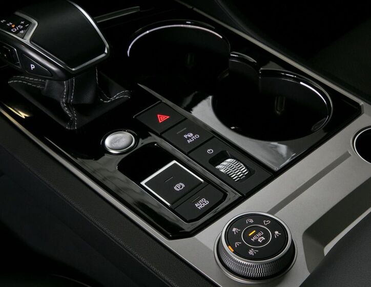 Volkswagen Touareg 22