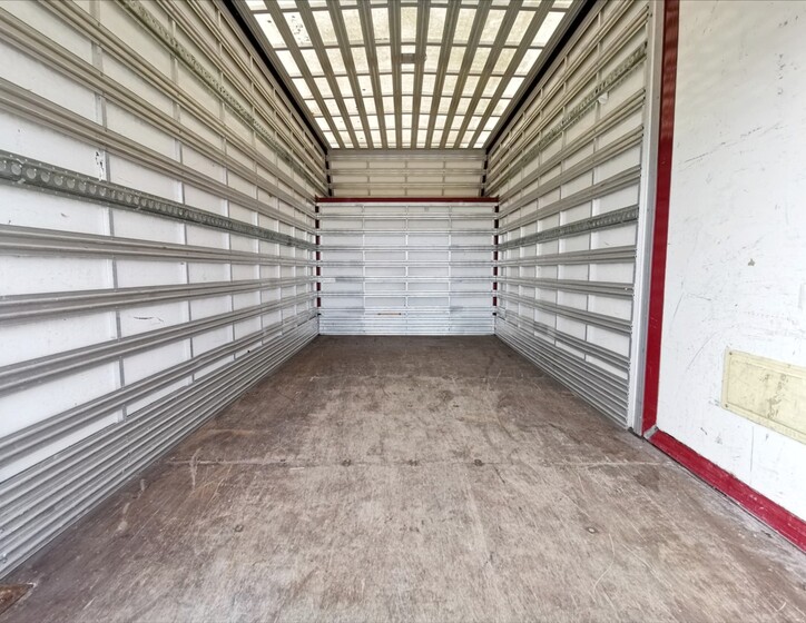 Mercedes-Benz Sprinter 14