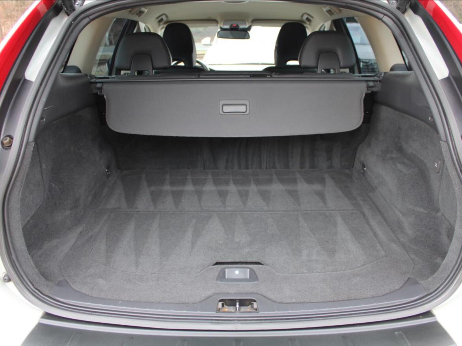 Volvo XC60 25