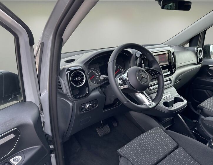 Mercedes-Benz Vito 10