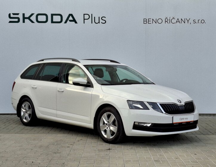 Škoda Octavia 9