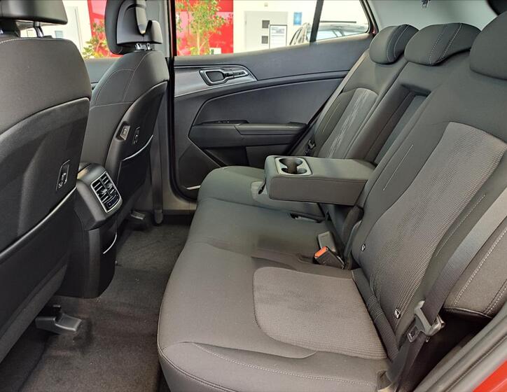 KIA Sportage 11