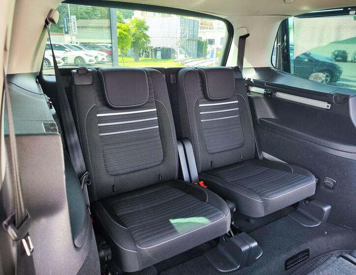 Volkswagen Sharan 12