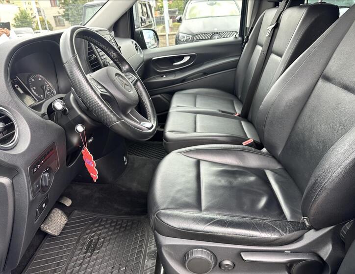 Mercedes-Benz Vito 10