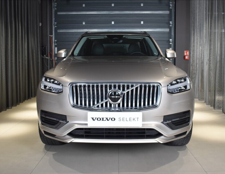 Volvo XC90 5