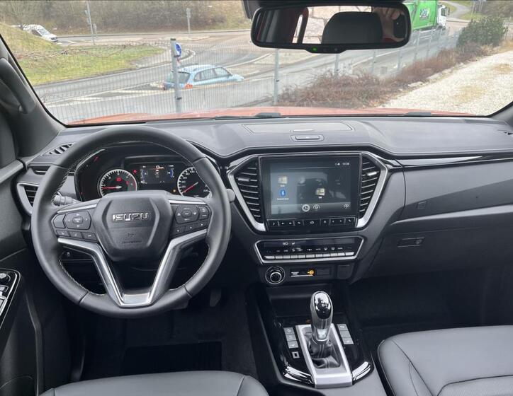 Isuzu D-Max 14