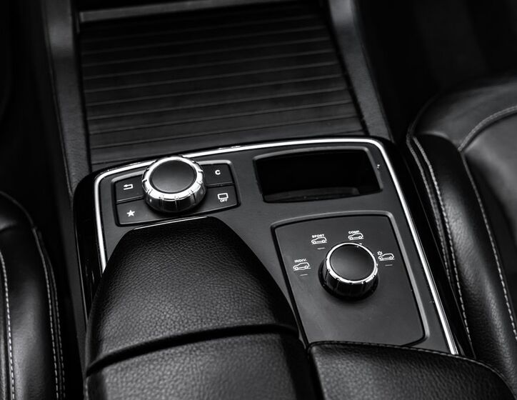 Mercedes-Benz GLE 16
