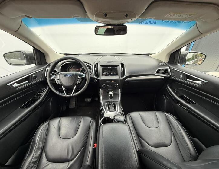 Ford Edge 5