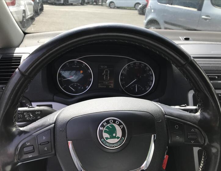 Škoda Octavia 9