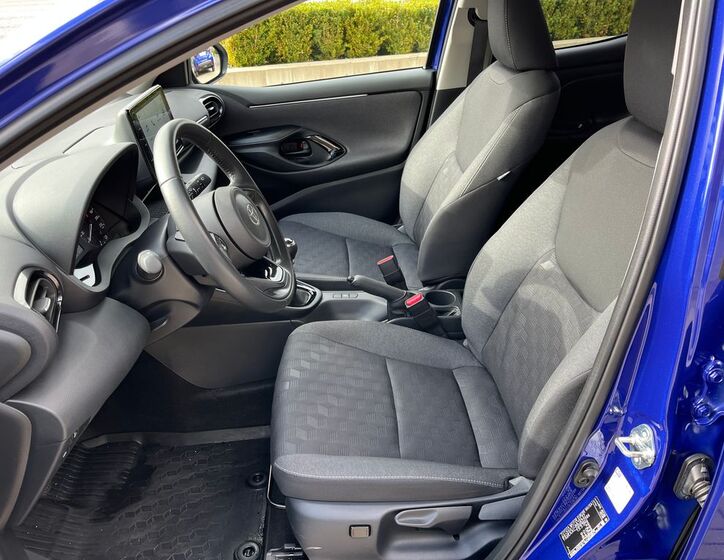 Toyota Yaris 13